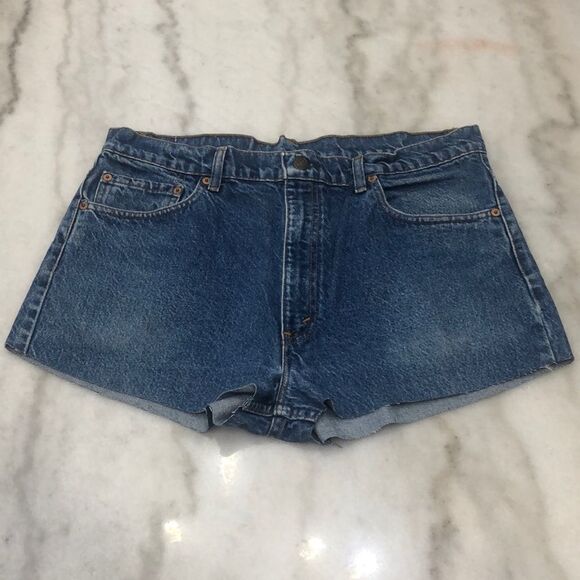 Vintage 1987 Levi’s 505 Cutoff Jeans Shorts 34 Waist 1.5 inch inseam Made in USA - Picture 1 of 7